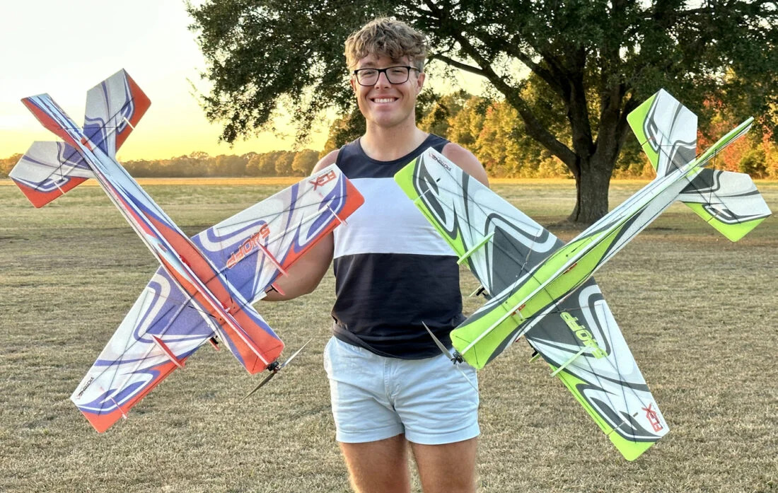 Flex Innovations EDGE 540 FP 5E - Gelbes 3D-Kunstflugmodell für Einsteiger